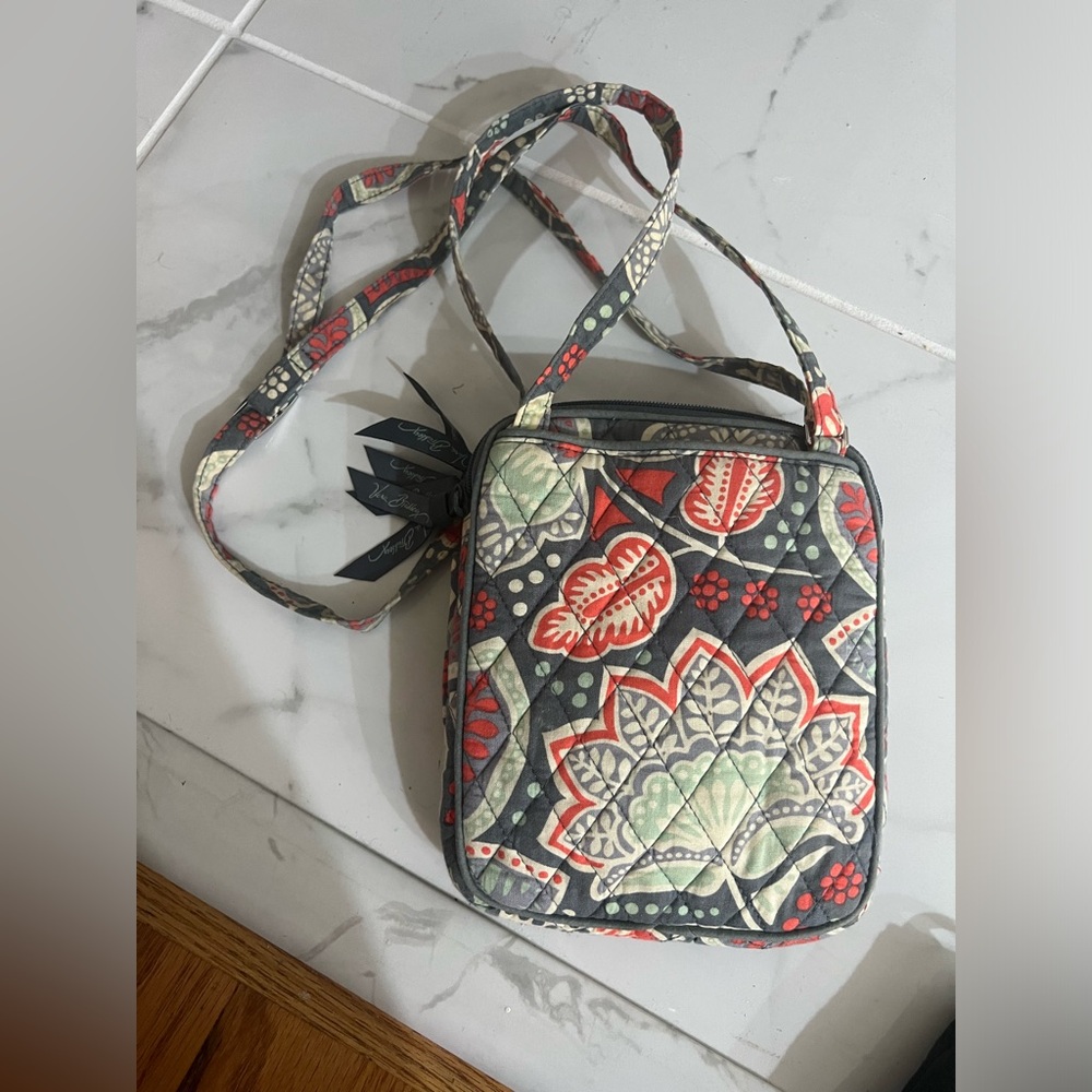 Vera Bradley Quilted Cross Body Hipster Bag
Floral Multi-Color Pattern